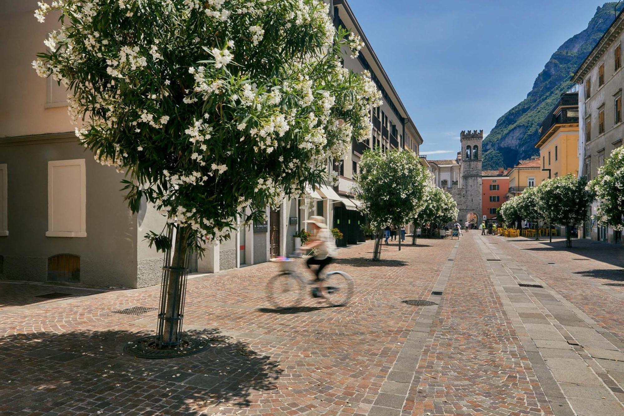 Bella Villa Apartments Riva del Garda Kültér fotó