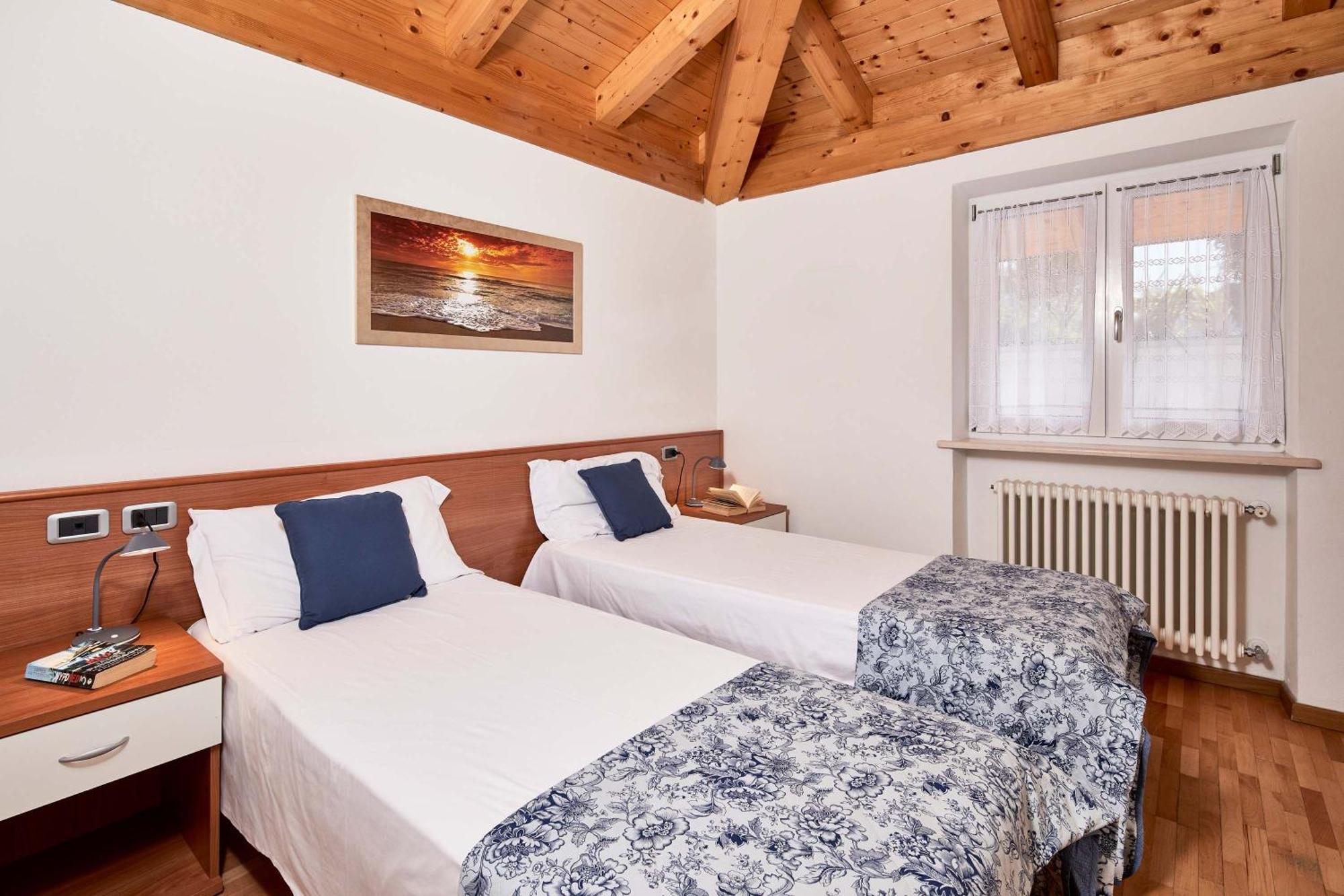 Bella Villa Apartments Riva del Garda Kültér fotó