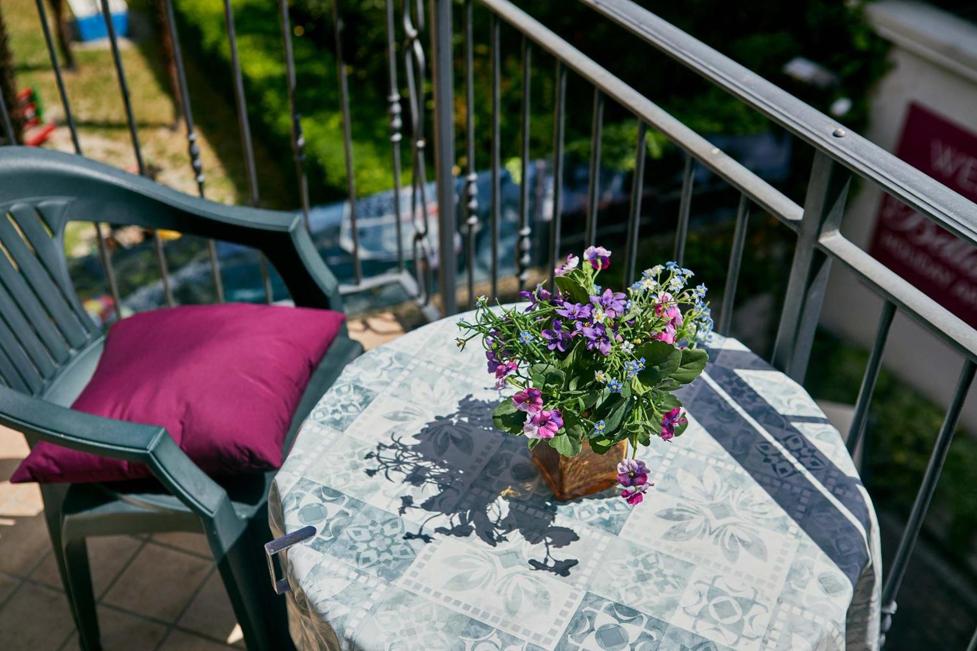 Bella Villa Apartments Riva del Garda Kültér fotó